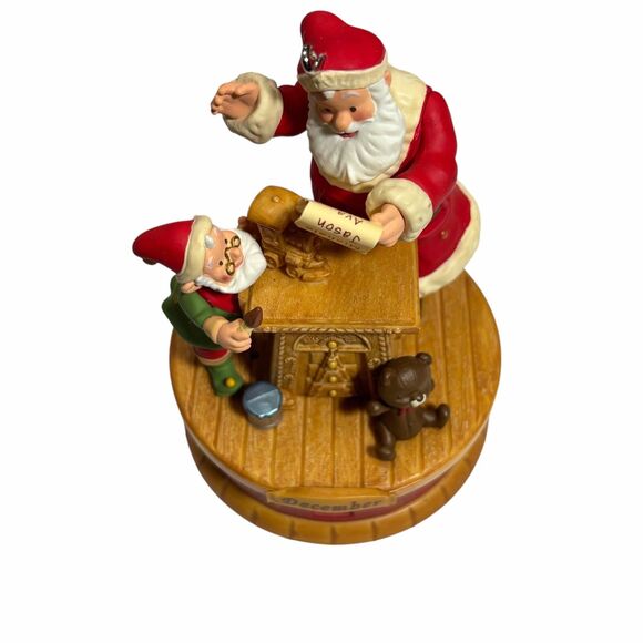 Hallmark Keepsake 2011 TWAS THE MONTH BEFORE CHRISTMAS Sound Storytelling - Picture 2 of 12